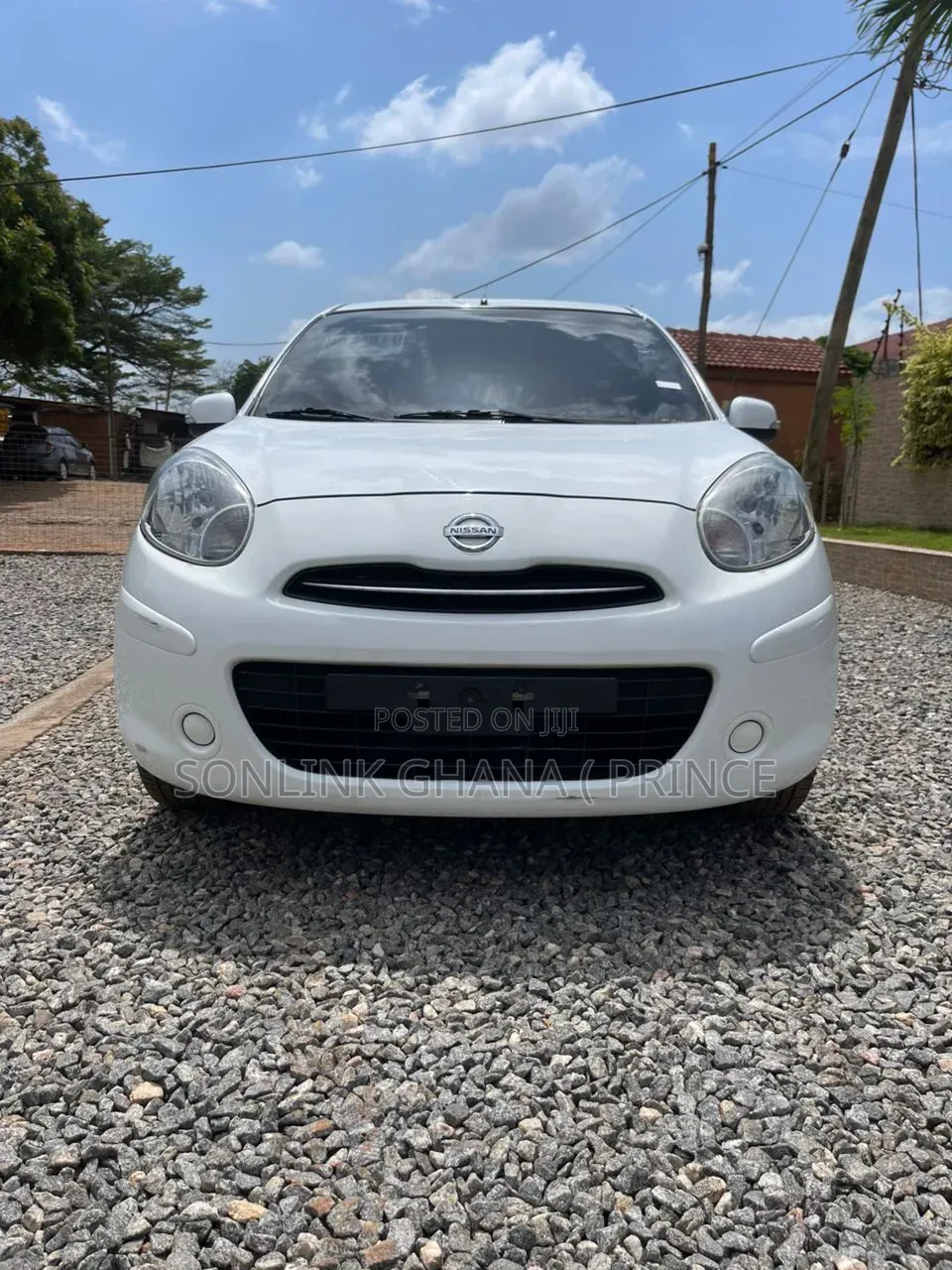 Nissan Micra 2015 Red
