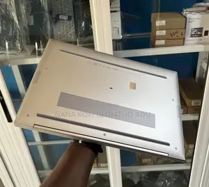 Laptop HP EliteBook 860 G10 32GB Intel Core Ultra 5 SSD 512GB