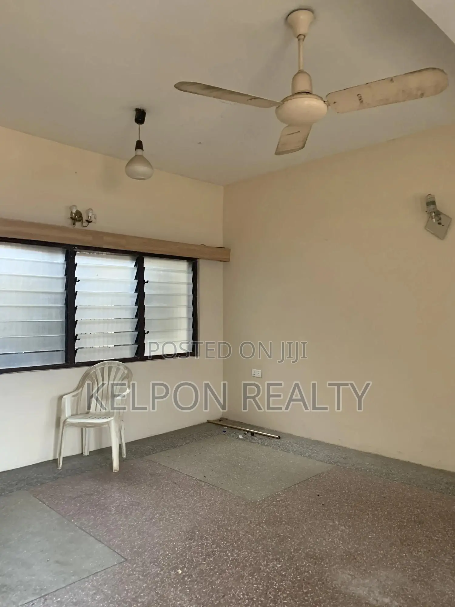 4bdrm House in First Stop, Accra Metropolitan for rent
