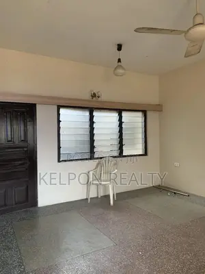 4bdrm House in First Stop, Accra Metropolitan for rent