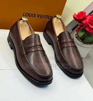 Executive Louis Vuitton Leather Loafers (Brown)