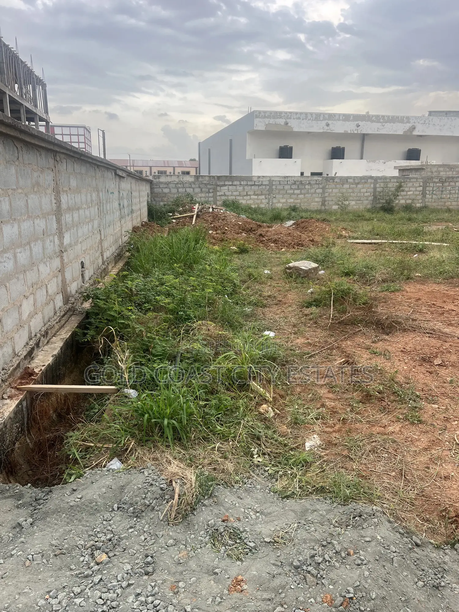 Roadside Land for Sale at Manet Junction East Airport