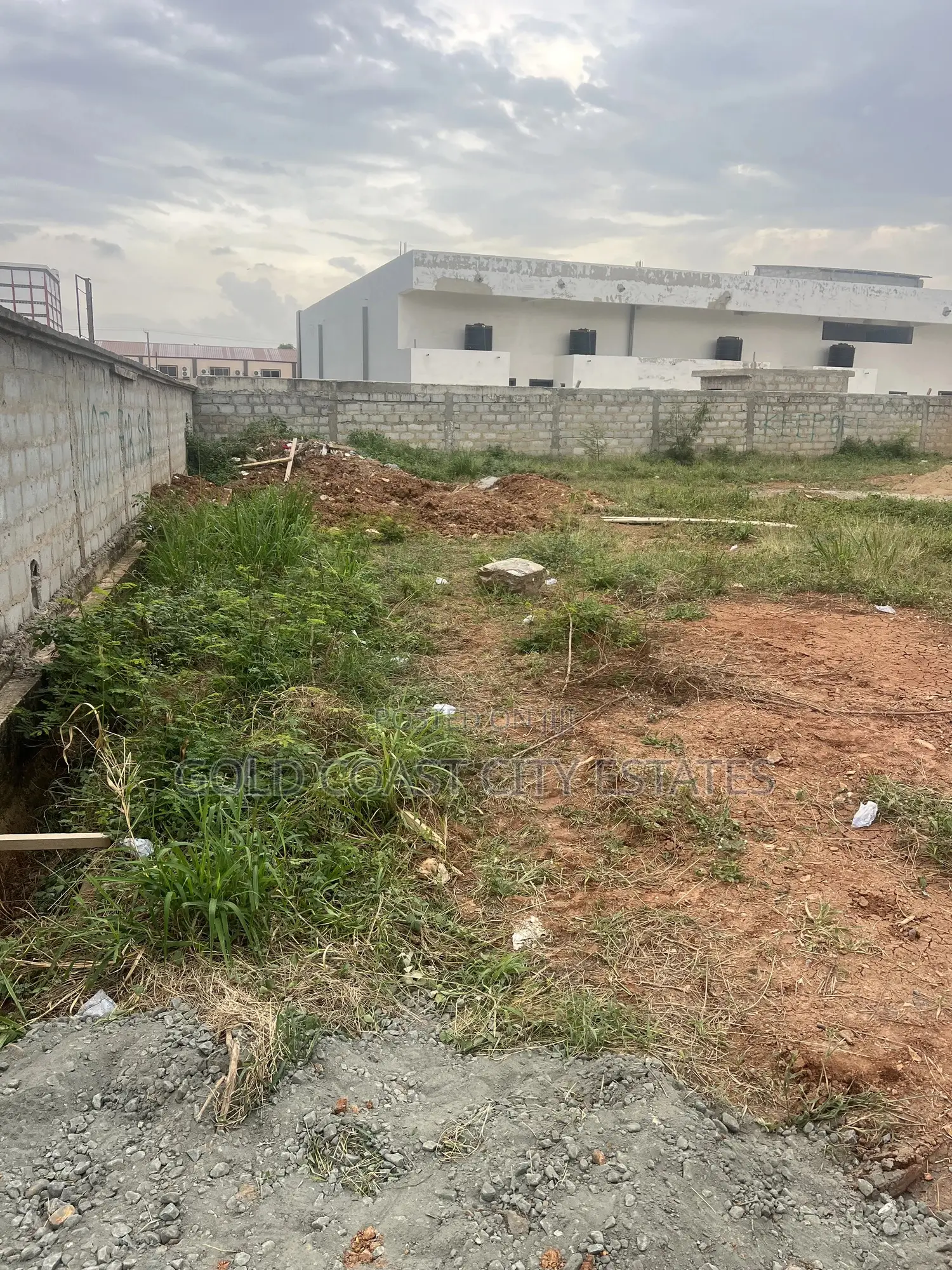 Roadside Land for Sale at Manet Junction East Airport