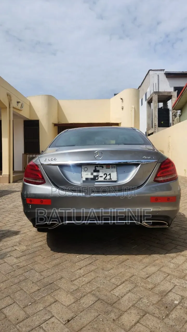 Mercedes-Benz C300 Luxury 4Matic Sedan AWD (2.0L 4cyl 7A) 2016 Gray