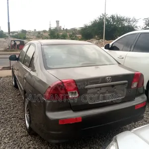 Honda Civic 2005 Gray