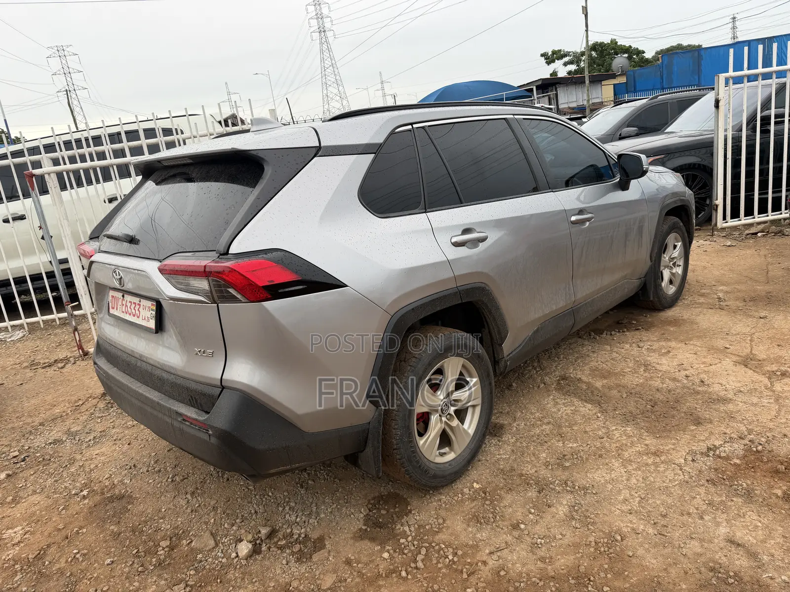 Toyota RAV4 XLE AWD 2020 Silver