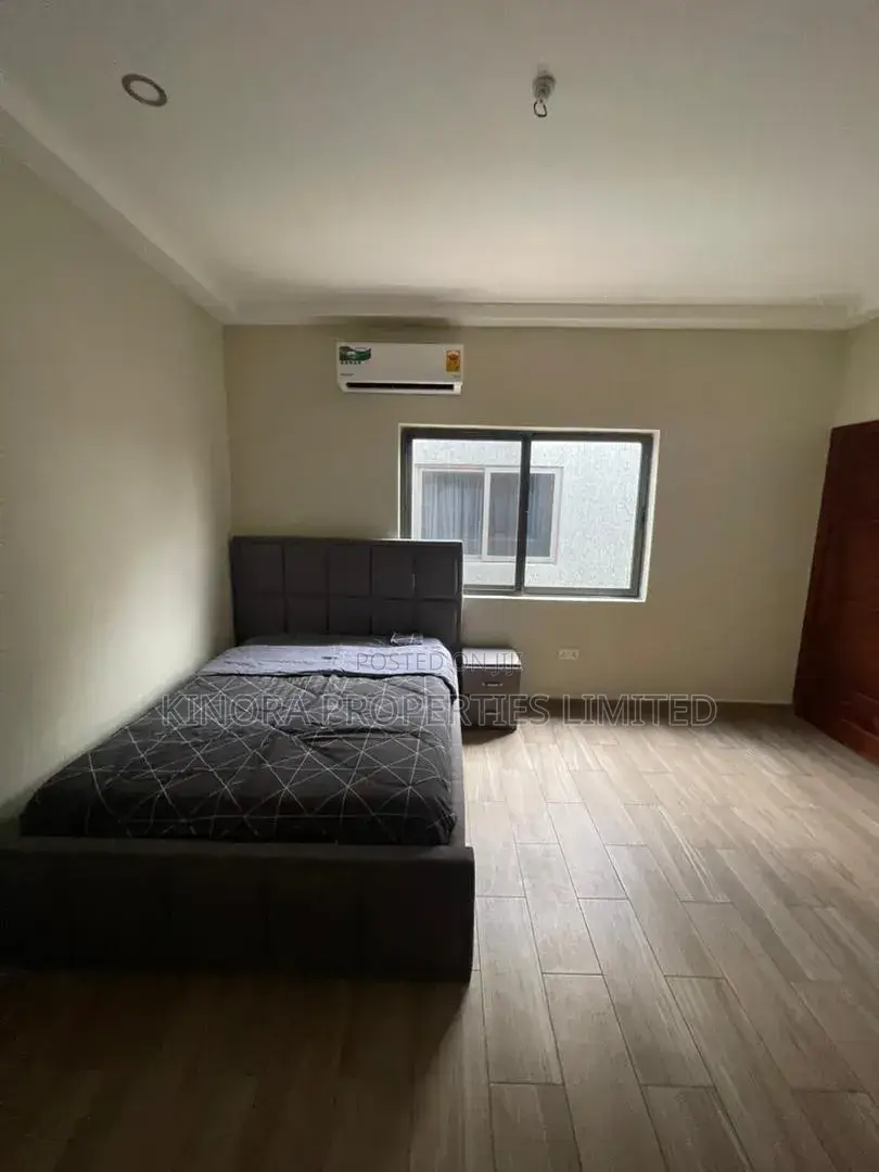 4bdrm Duplex in Westland, Police Station for rent