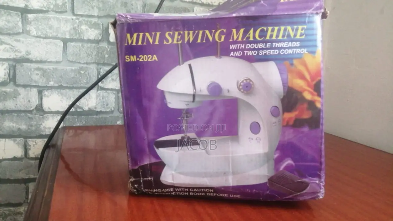 Mini Sewing Machine