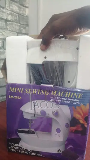 Mini Sewing Machine