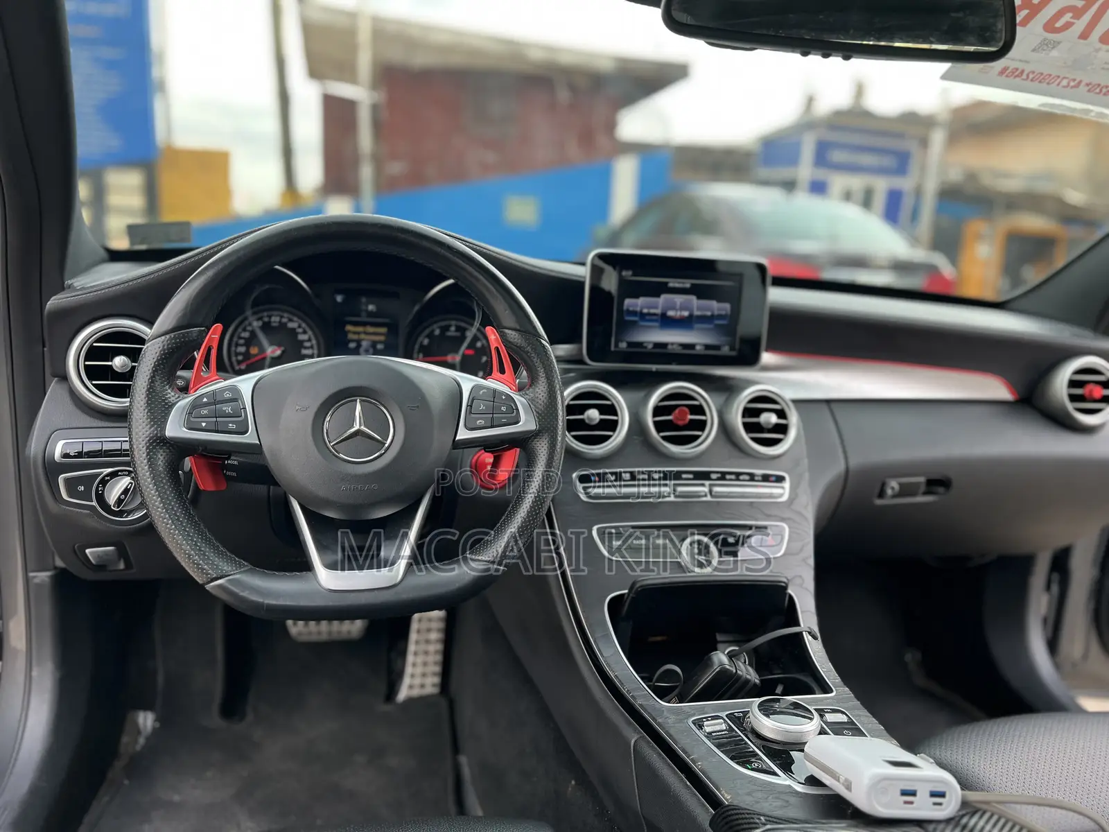Mercedes-Benz C300 Luxury 4matic Sedan AWD (2.0L 4cyl 7A) 2017 Gray