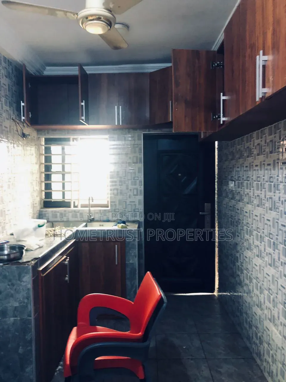 4bdrm Duplex in Lapaz, Nyanmekye for rent