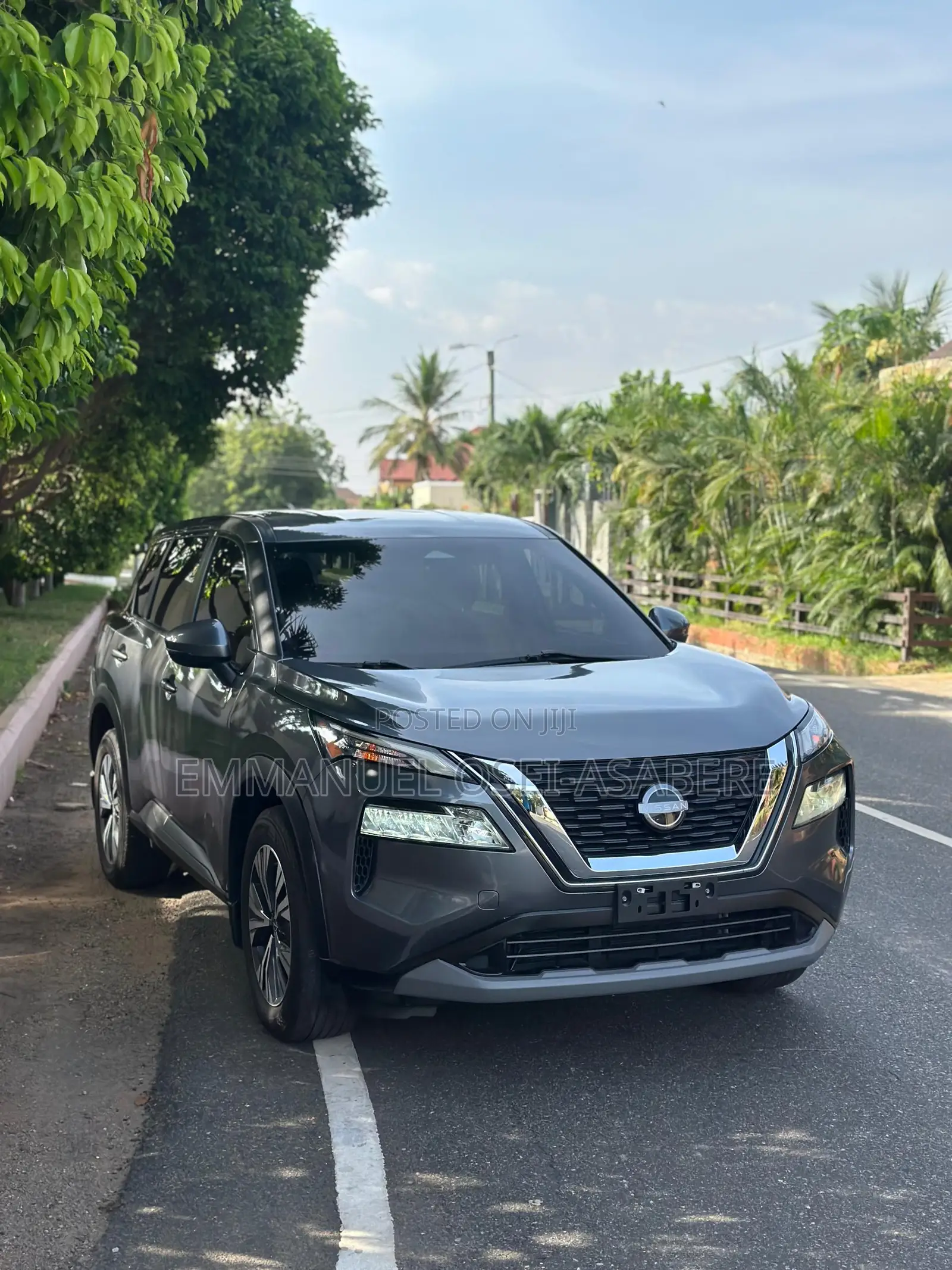 Nissan Rogue SV 2022 Gray