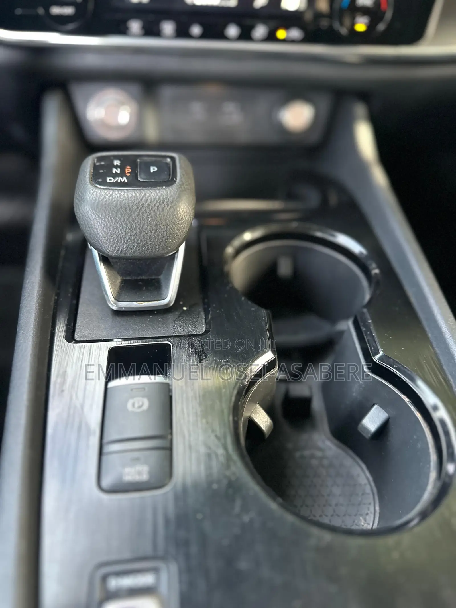 Nissan Rogue SV 2022 Gray