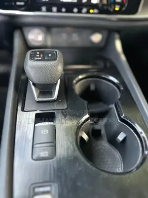 Nissan Rogue SV 2022 Gray