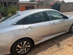 Honda Civic EX Sedan 2018 Gray
