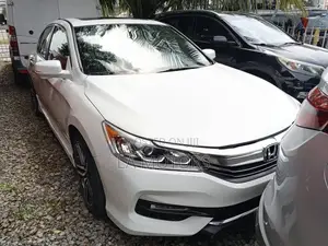 Honda Accord 2017 White