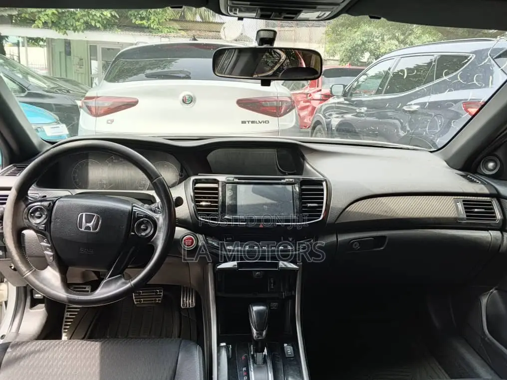 Honda Accord 2017 White