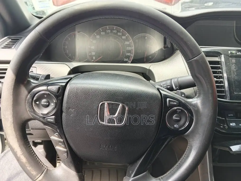Honda Accord 2017 White