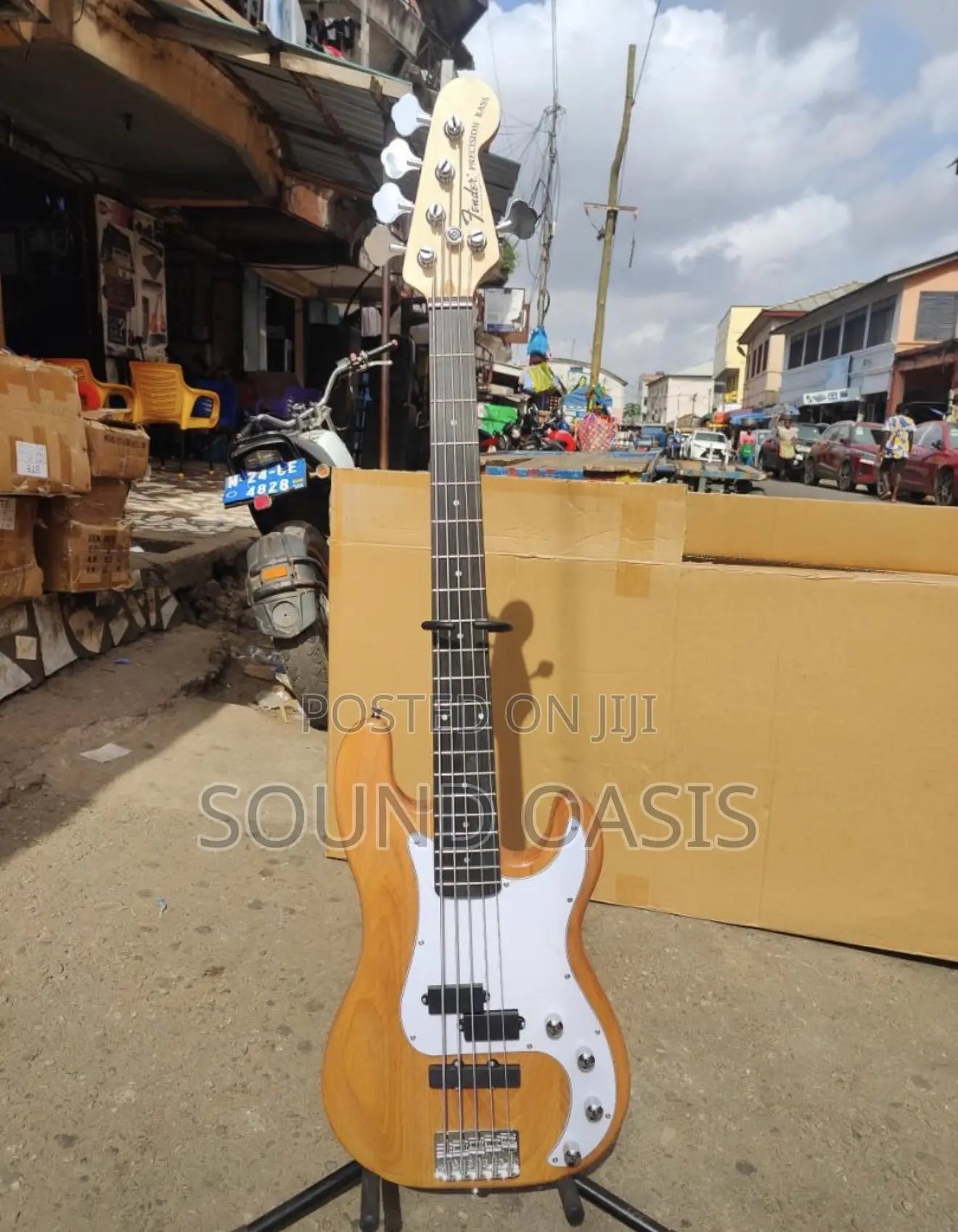 Fender Precision Bass 5-String Electric Bass Guitar