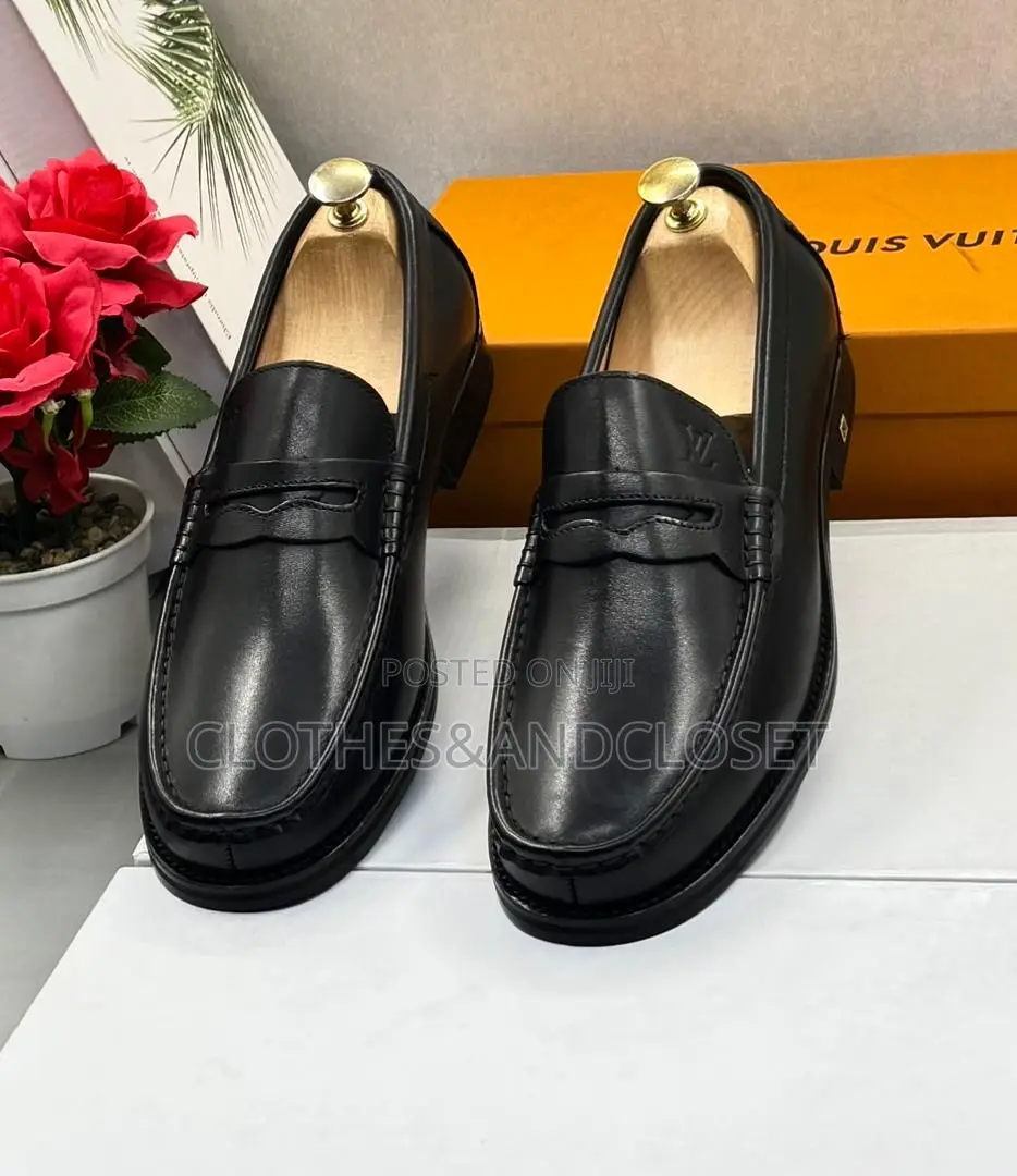Louis Vuitton Men's Black Leather Loafers