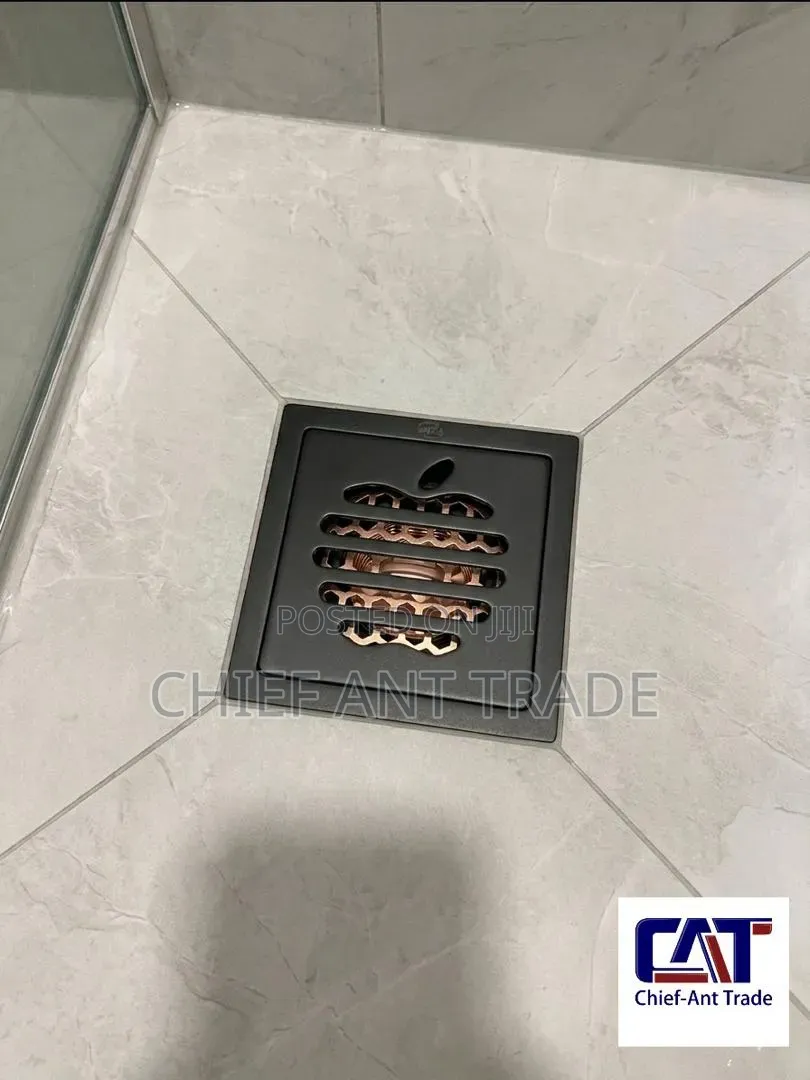Black Anti-Odour Floor Drain Hp1503b