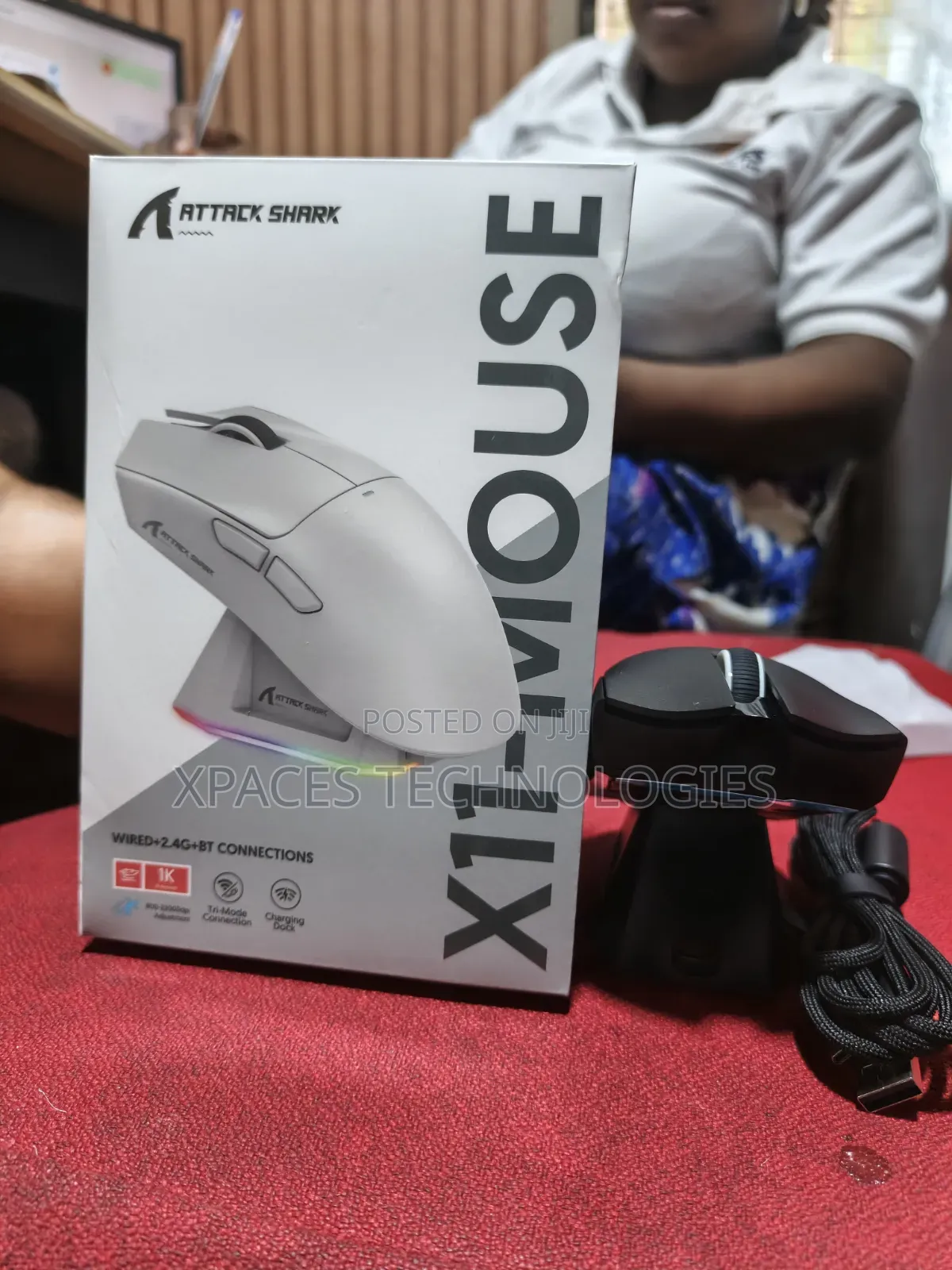 Attack Sharrk X11 - Mouse Wired+2.4g+Bt Connection With Charging Dock