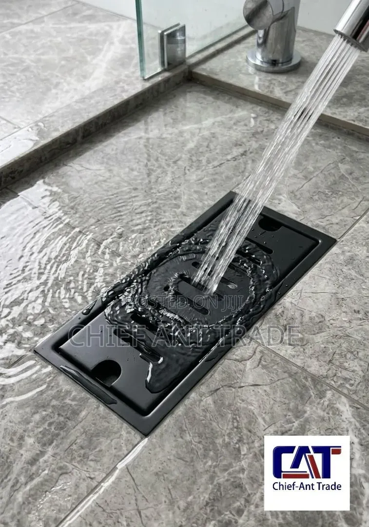 Black Floor Drain 20cm Hp1304b