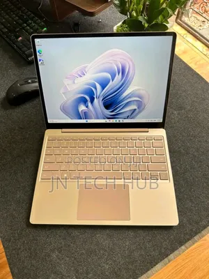 New Laptop Microsoft Surface Laptop Go 2 16GB Intel Core i5 SSD 512GB