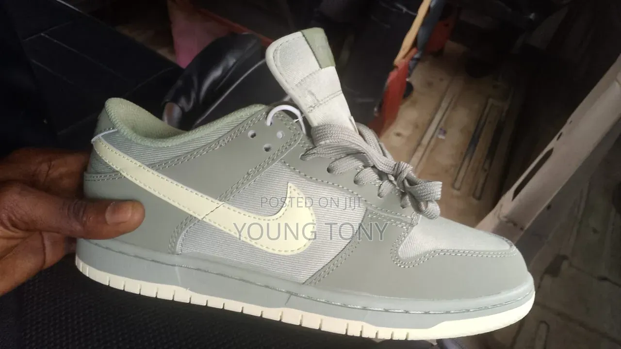 Nike Duke Low Sb Olive Aura