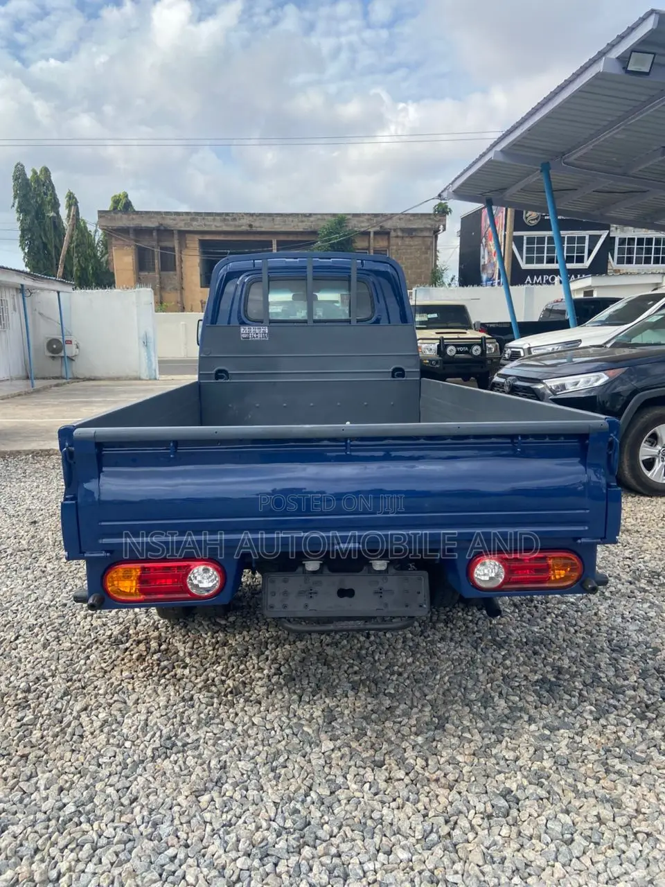 Hyundai H1 2015 Blue