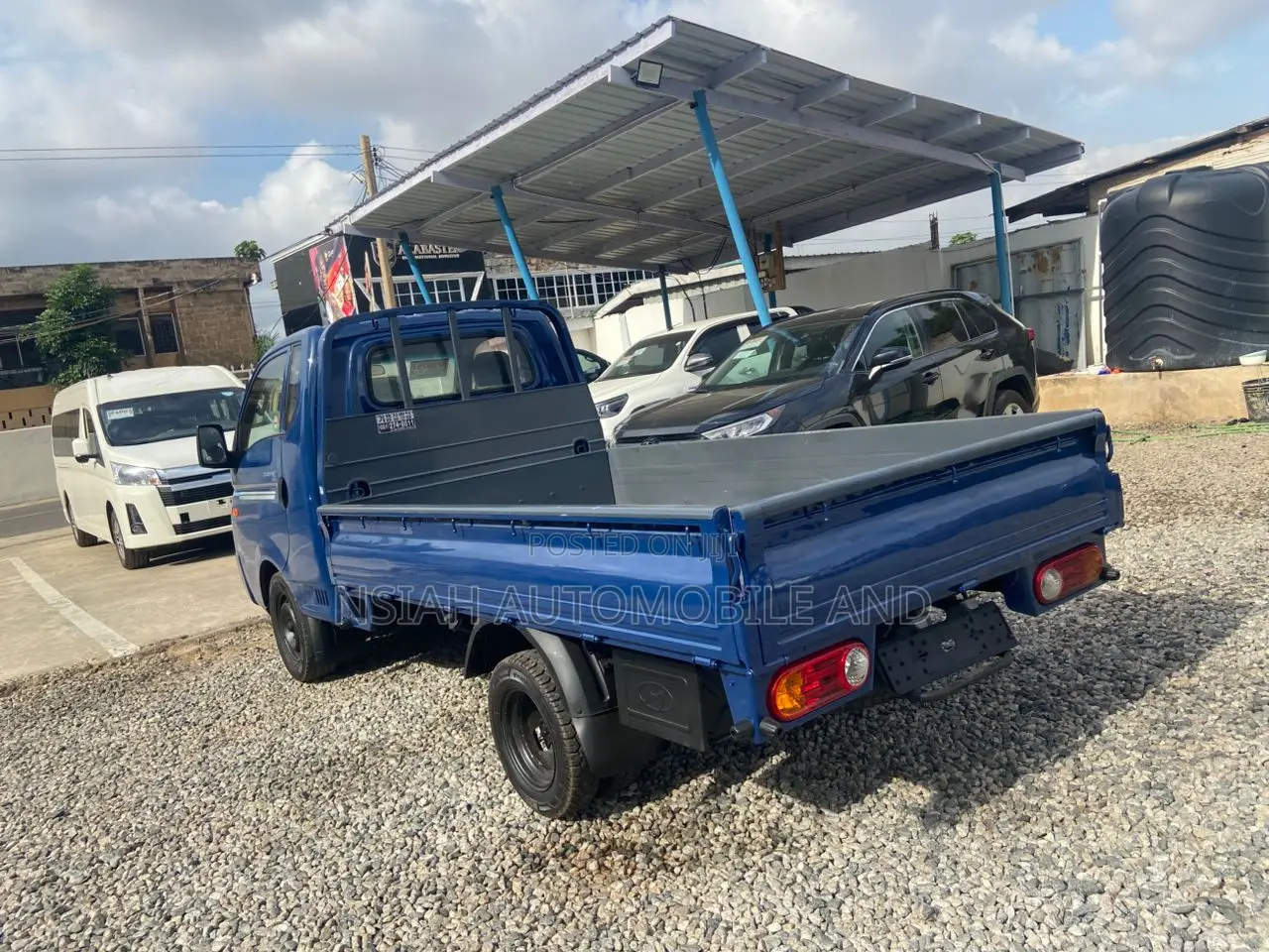 Hyundai H1 2015 Blue