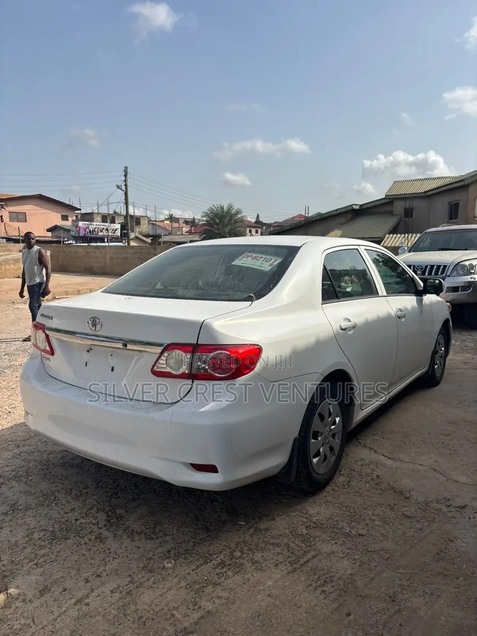 Toyota Corolla LE Special Edition 4dr Sedan (1.8L 4cyl 4A) 2013 White