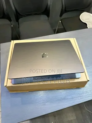 New Microsoft Surface Laptop 7 16GB Intel Core Ultra 7 SSHD (Hybrid) 1T