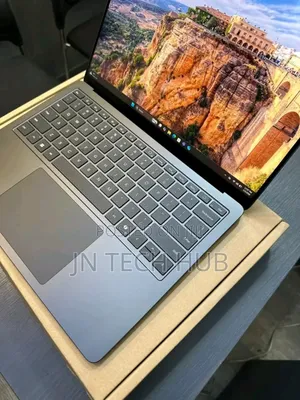New Microsoft Surface Laptop 7 16GB Intel Core Ultra 7 SSHD (Hybrid) 1T