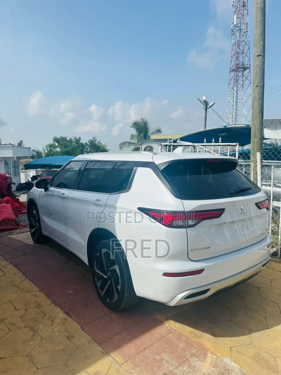 Mitsubishi Outlander SEL 2022 White