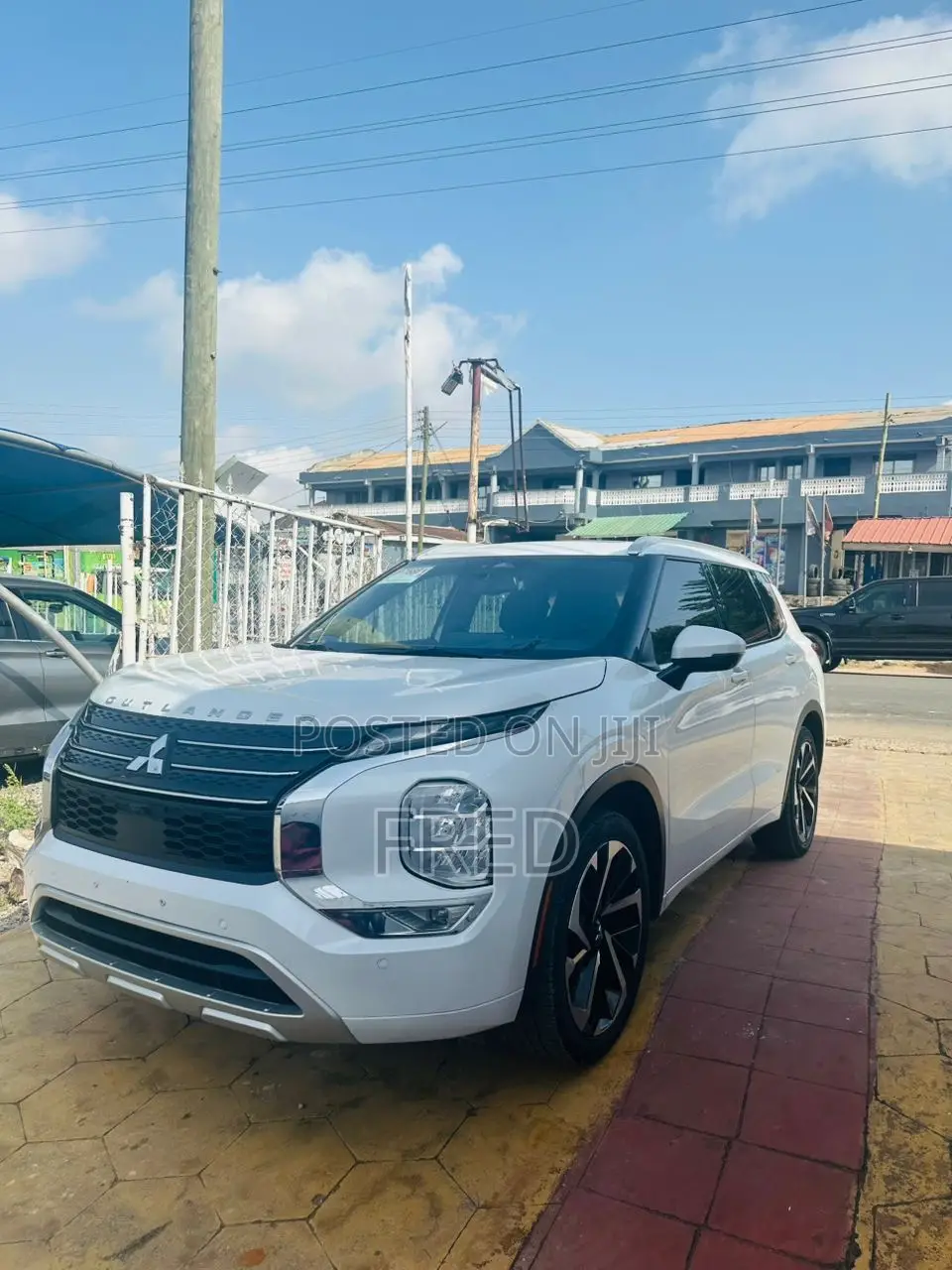 Mitsubishi Outlander SEL 2022 White