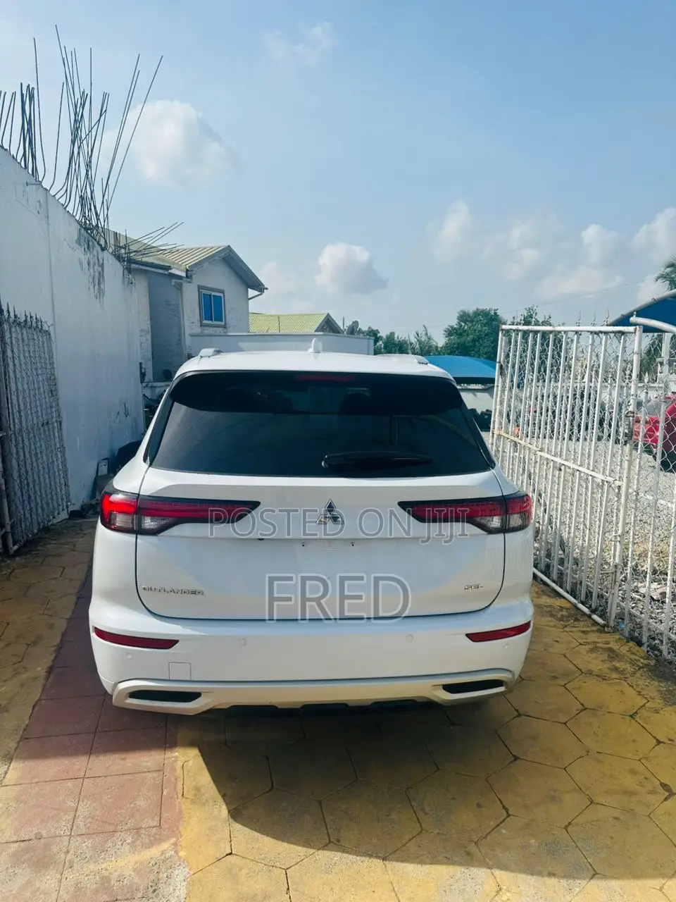Mitsubishi Outlander SEL 2022 White