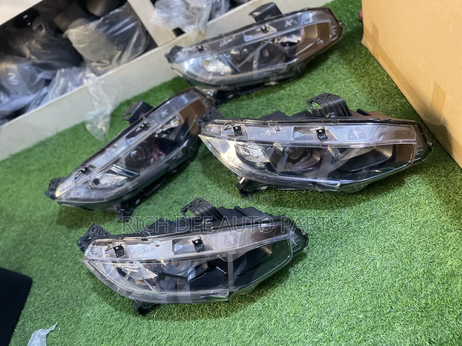 Honda Civic 19 Headlight Black Housing 2016, 2017, 2018, 2019, 2020
