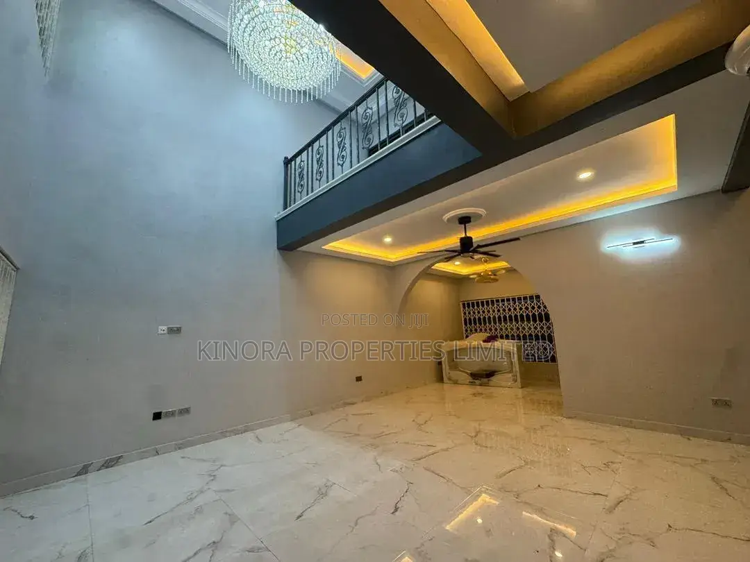 5bdrm Duplex in West Trassaco, Accra Metropolitan for rent