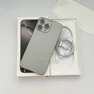Apple iPhone 16 Pro Max 256 GB Silver