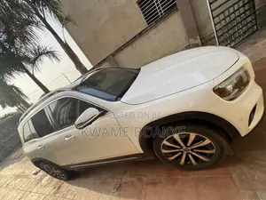 Mercedes-Benz GLB-Class GLB 250 4MATIC 2021 White