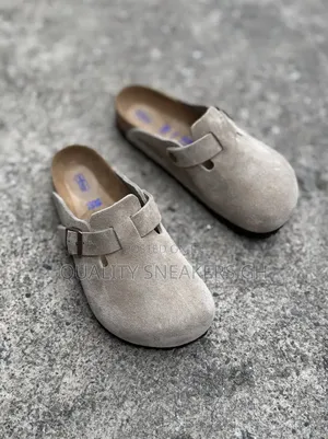 Boston Birkenstock Suede Soft Bed Taupe