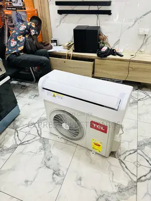 Comfort at Home TCL 1.5hp R410 Gas Split White