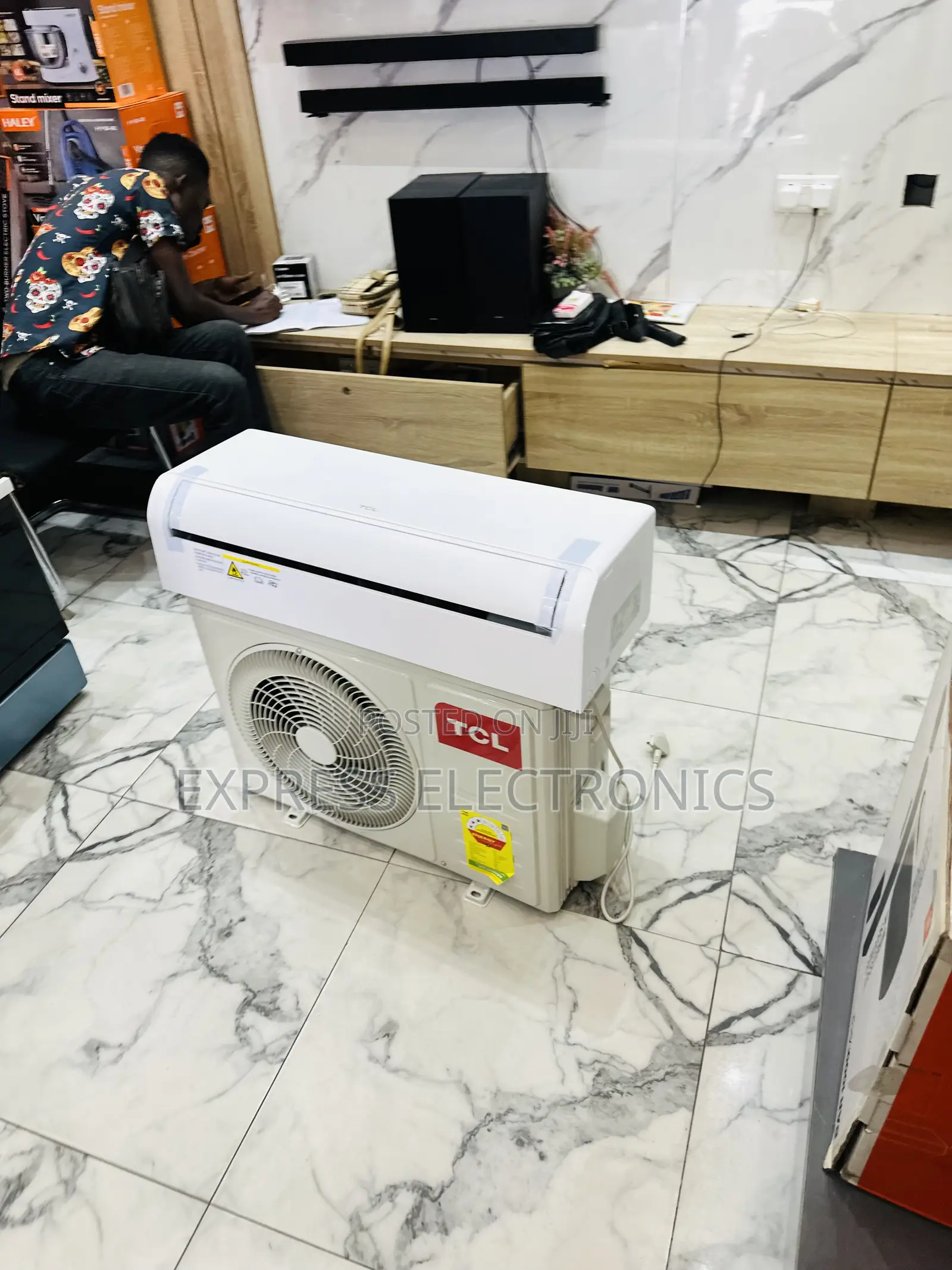 1.5hp Split Self Cleaning Air Conditioner TCL