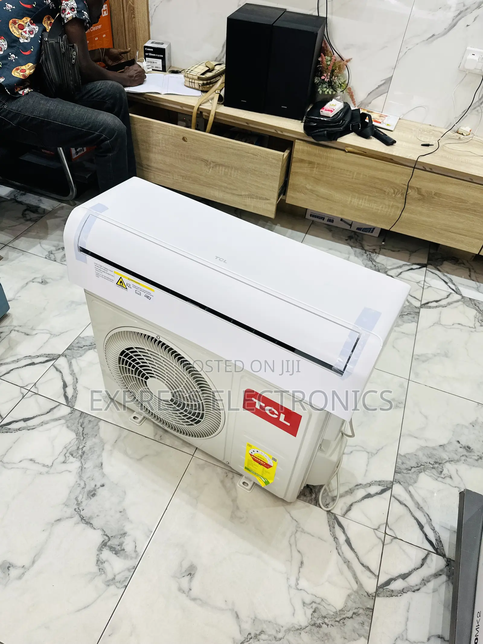 Anti Mold Airflow TCL 1.5hp Split R410 Gas White