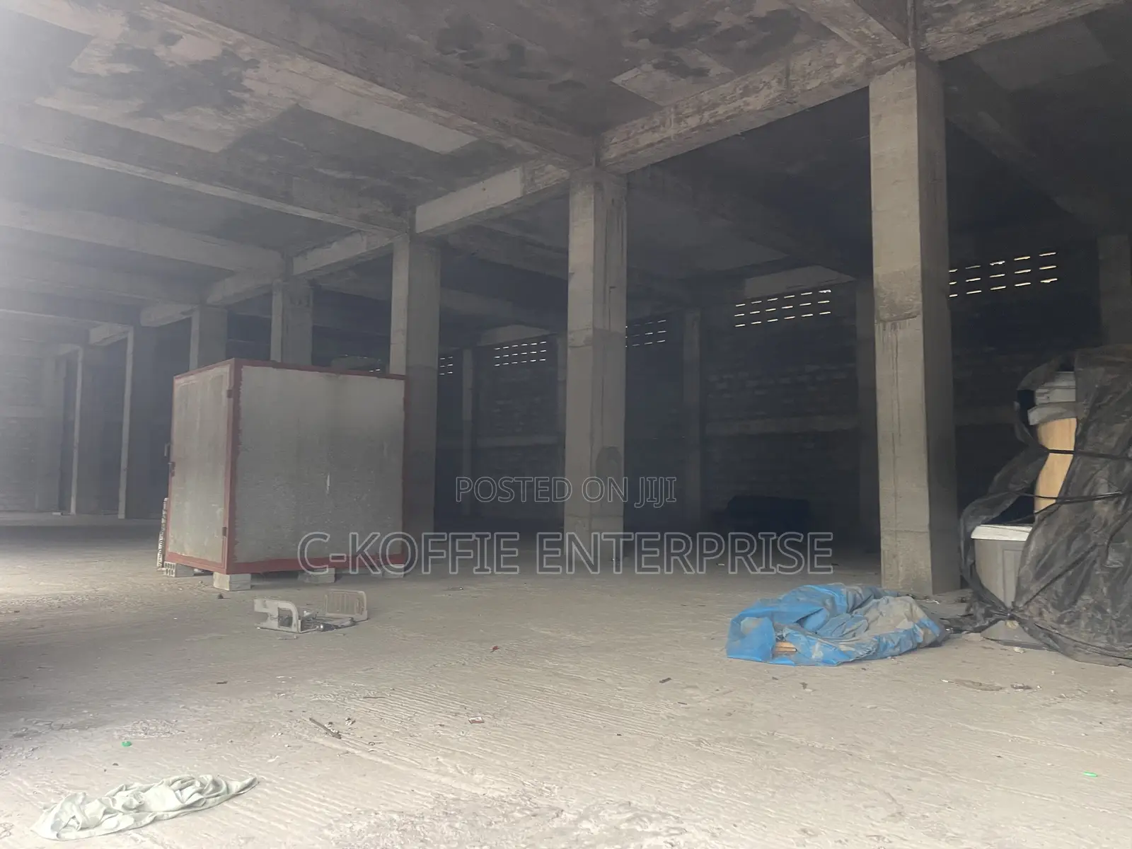 2000 SQM Warehouse at North Kaneshie for Sale