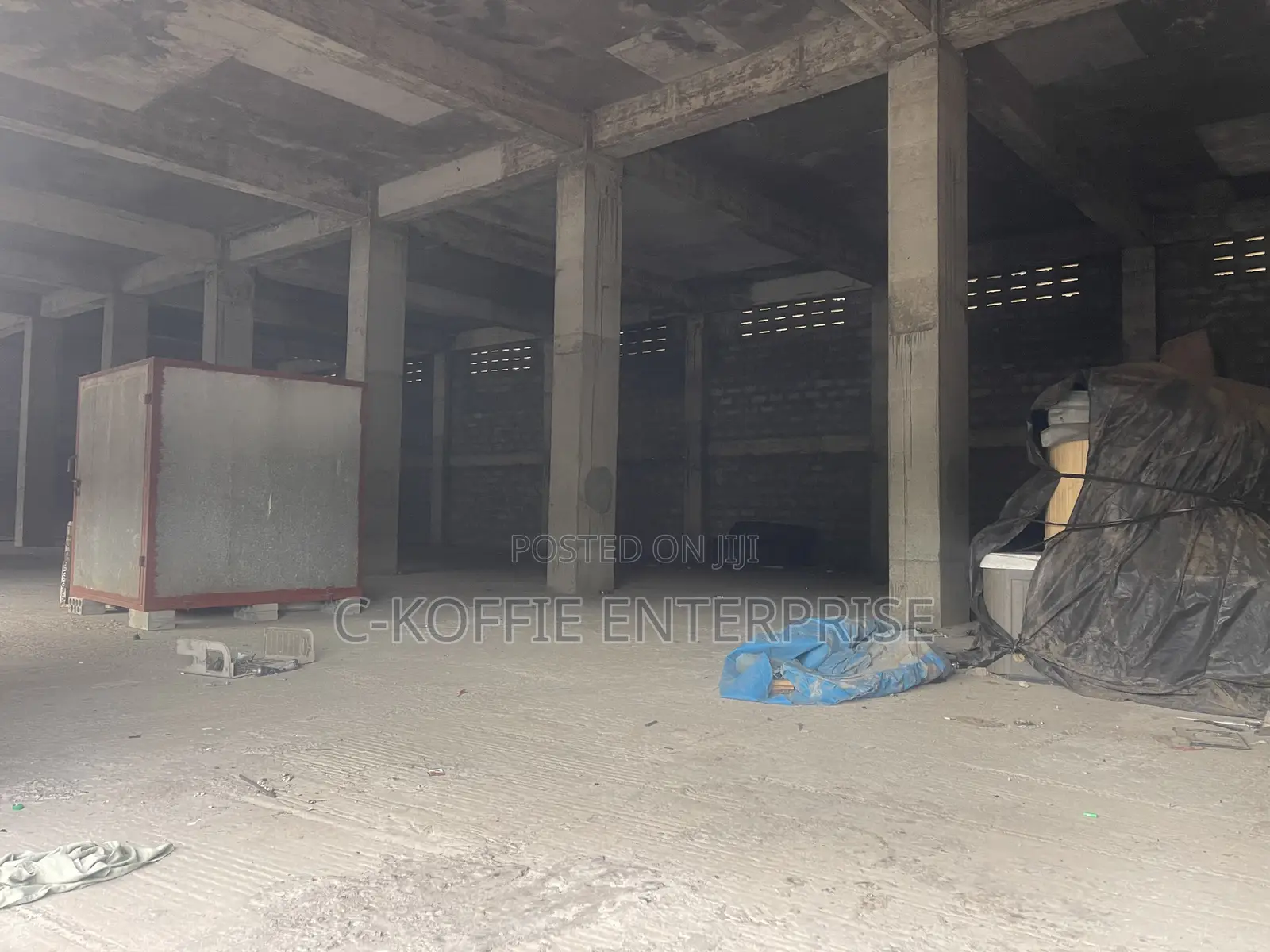 2000 SQM Warehouse at North Kaneshie for Sale