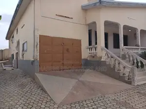 5bdrm House in Gbawe for sale