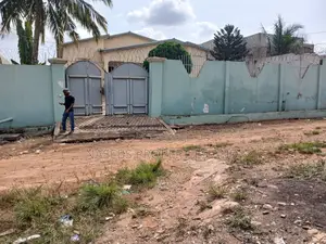 5bdrm House in Gbawe for sale