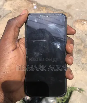 Apple XR 64 GB Black